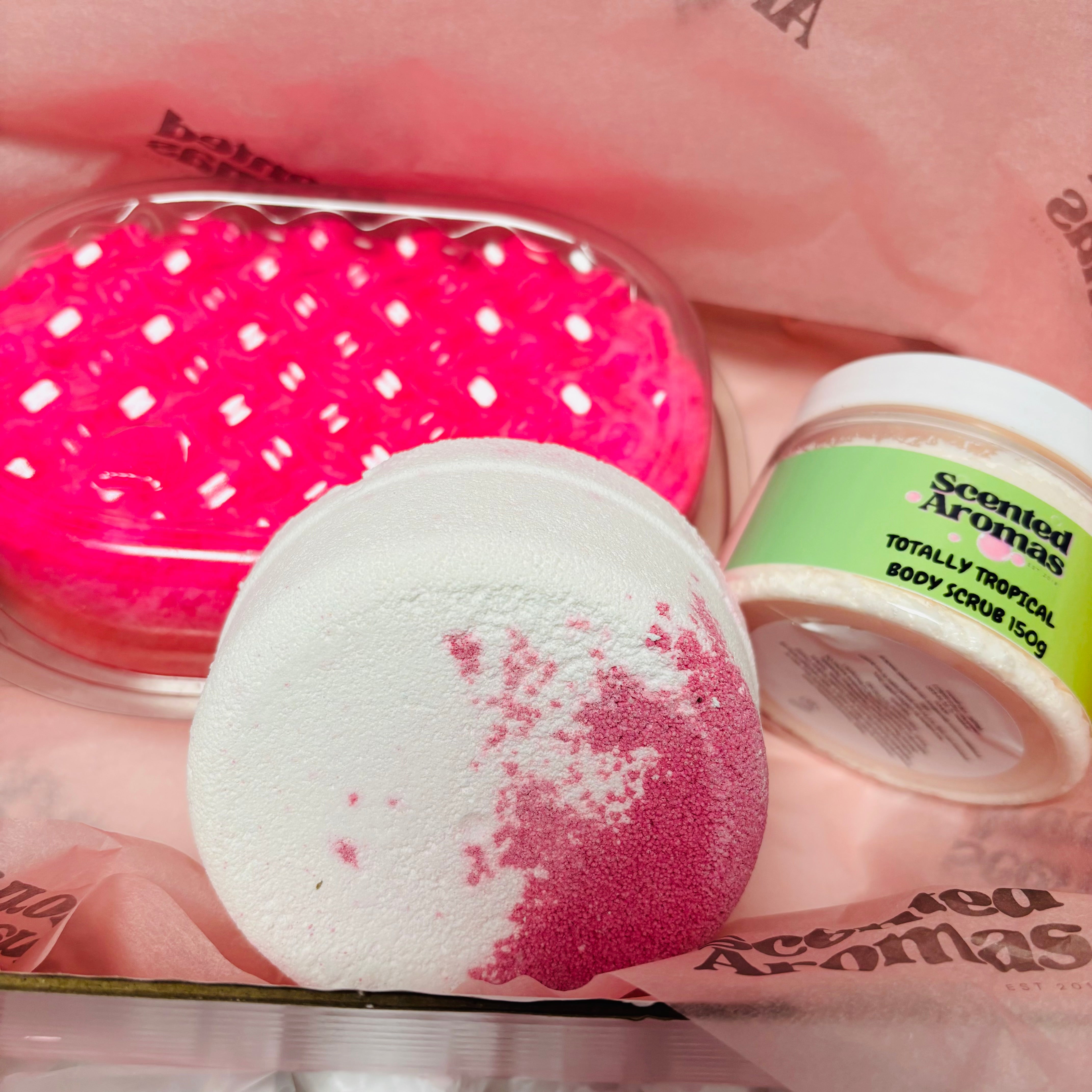 Bargain Beauty bundle Limited Edition Scented Aromas 3 Items for £10